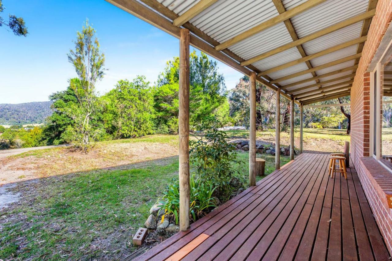 Braeside Cabin Two Alphitonia Central Tilba 外观 照片